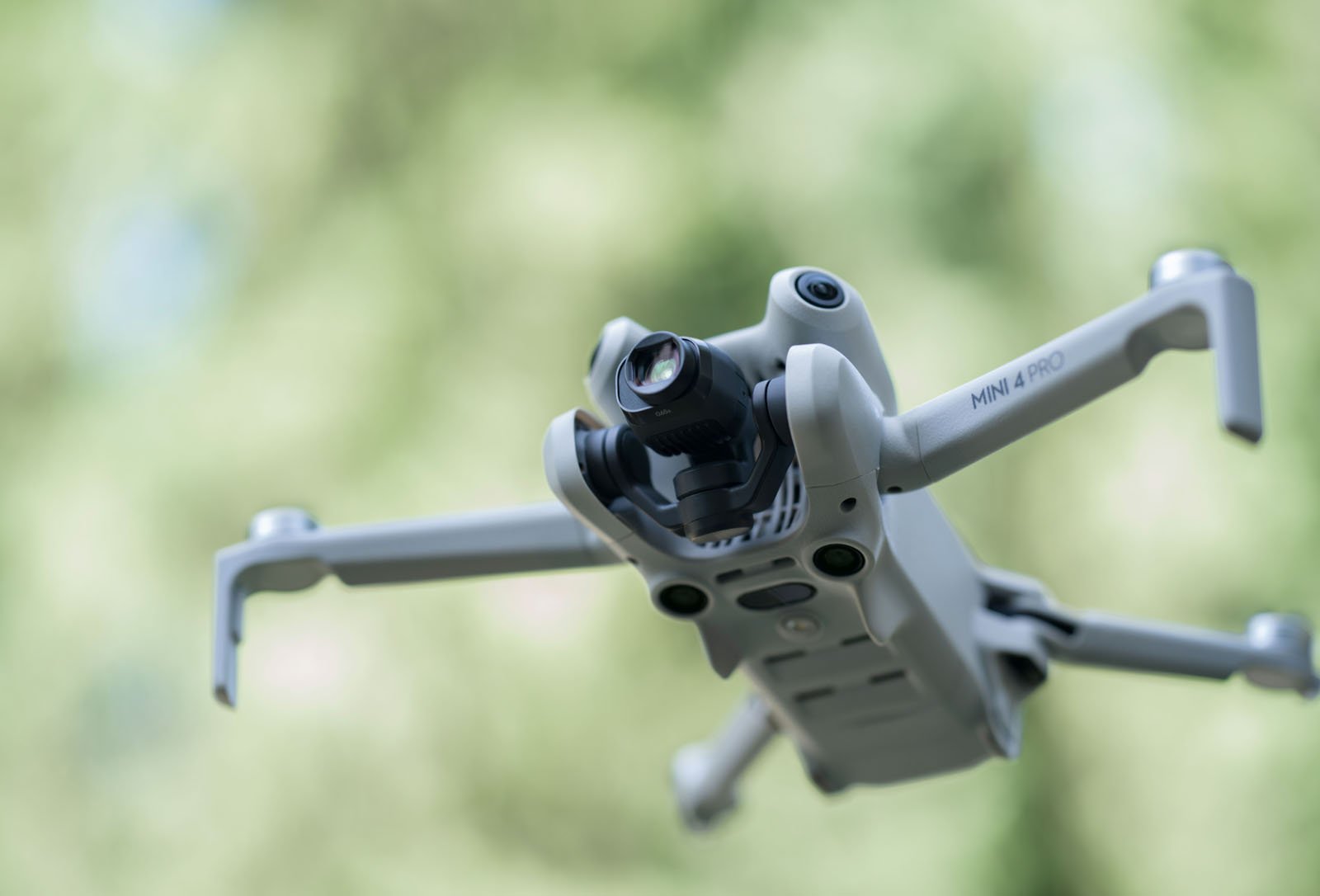 DJI Mini 4 Pro is a Sub-249g 48MP 4K Camera Drone that is Easier to Fly