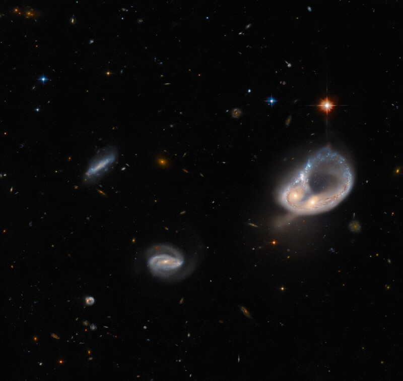 Hubble Space Telescope Arp-Madore Galaxy Merger