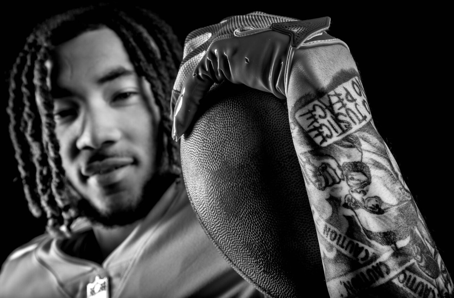 Infrared Portraits of NFL Players Bring Their Tattoos to Life | PetaPixel