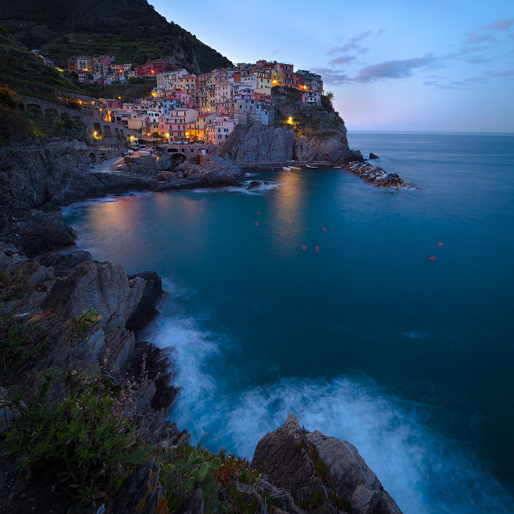 Photographer makes all of his stunning photos available for free