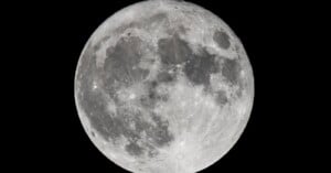 scientists can turn lunar dust into moon with a giant lens