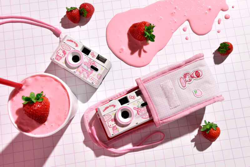 Hello Kitty Strawberry Kawaii FC-11 35mm Film Camera