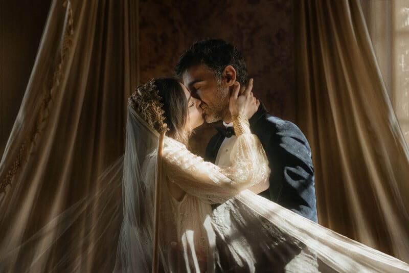 Οι 50 κορυφαίες γαμήλιες φωτογραφίες του 2023 από όλο τον κόσμο