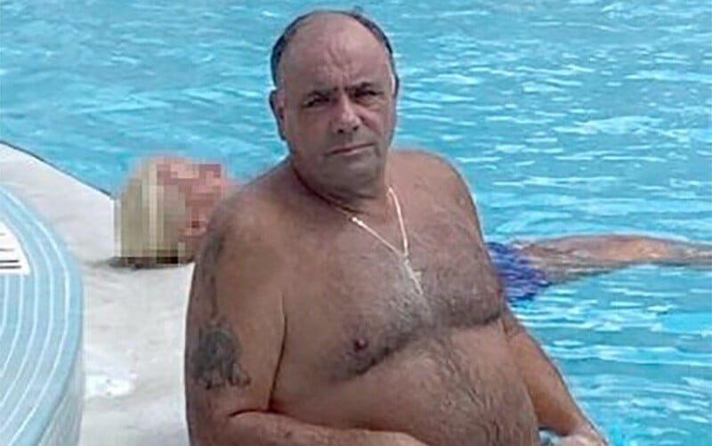 Mobster doesn't regret the poolside portrait that torpedoed his life on the lam. 