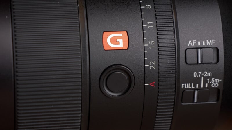 Sony G-Master 135mm f/1.8 badge