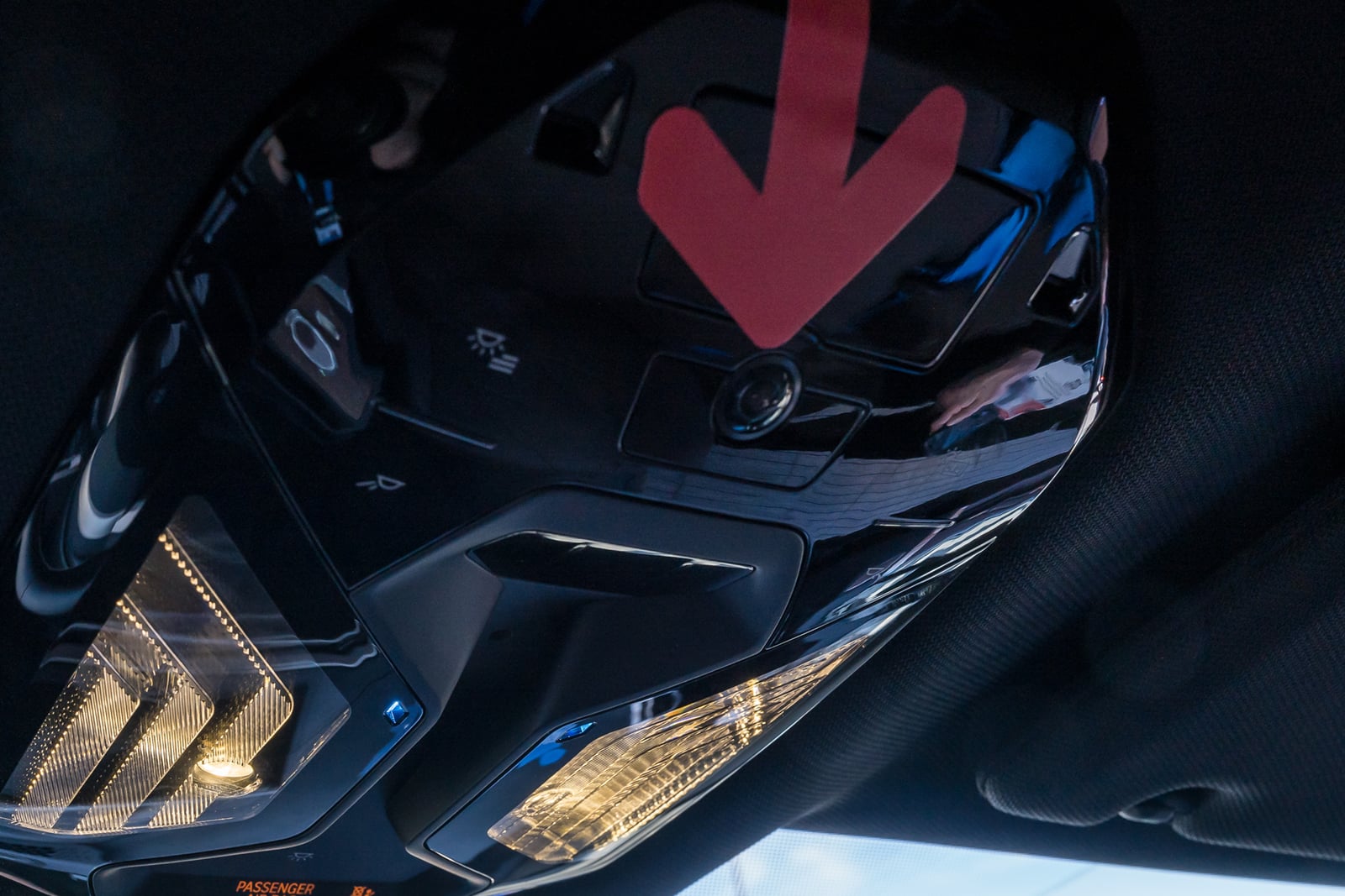 You Can Take Selfies in the BMW iX M60, So That's What I Did | PetaPixel