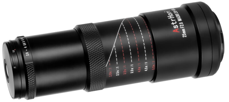 AstrHori 25mm f/2.8 2x-5x macro lens for full-frame mirrorless cameras