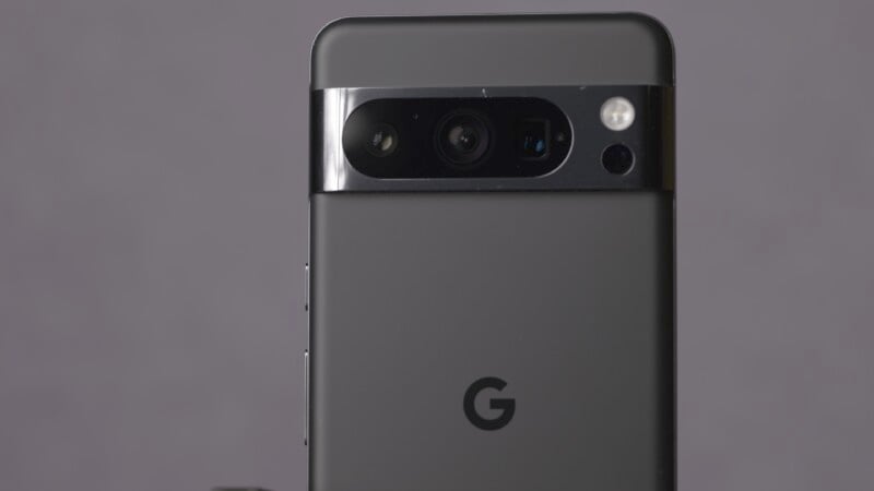 Google Pixel 8 Pro lenses