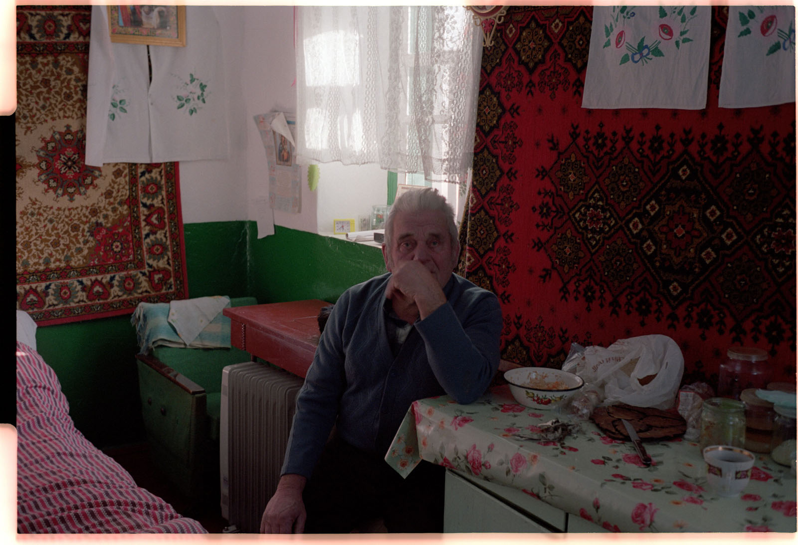Aleksandr Gordiychuk, the nomadic camera repairman. 