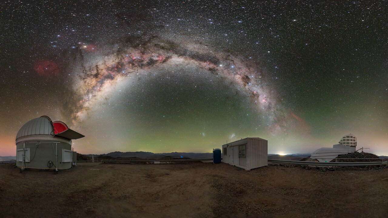 Photographer's Mind-Boggling 360 Image of Observatory Where World's ...