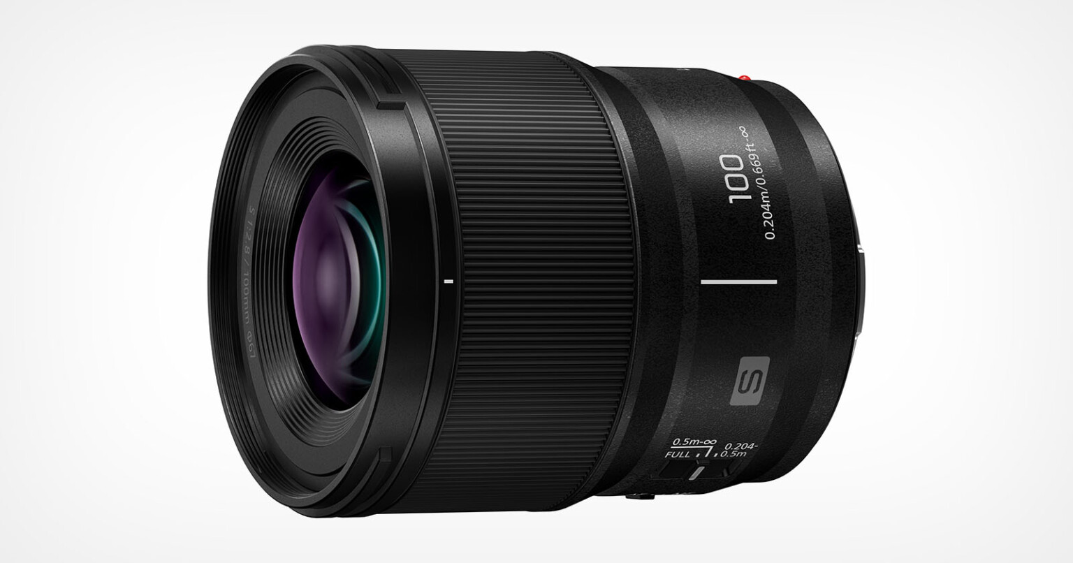 Panasonic's 100mm f/2.8 is the World's Smallest Full-Frame Macro Lens ...