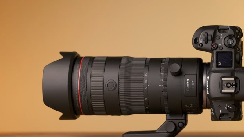 Canon RF 24-105 f/2.8 L Z side view