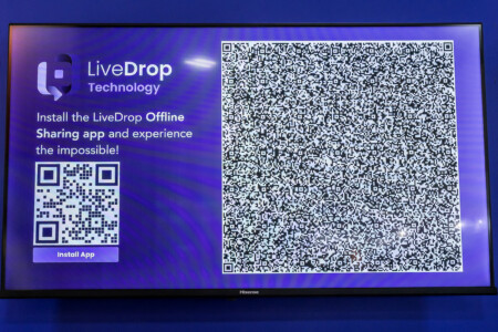 New Tech Wirelessly Sends Photos Across Devices Without a Network ...