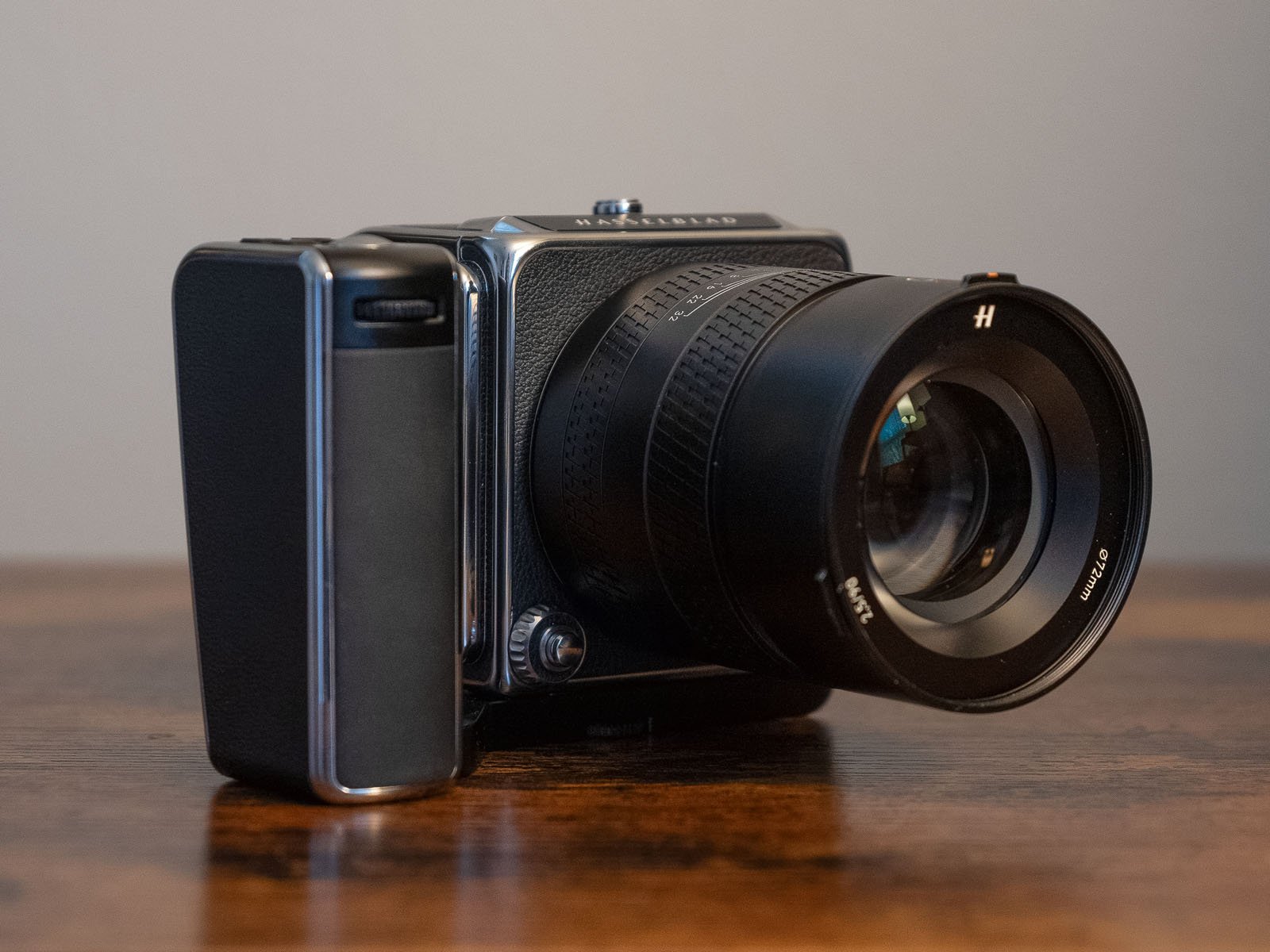 Hasselblad 907X CFV 100C Review