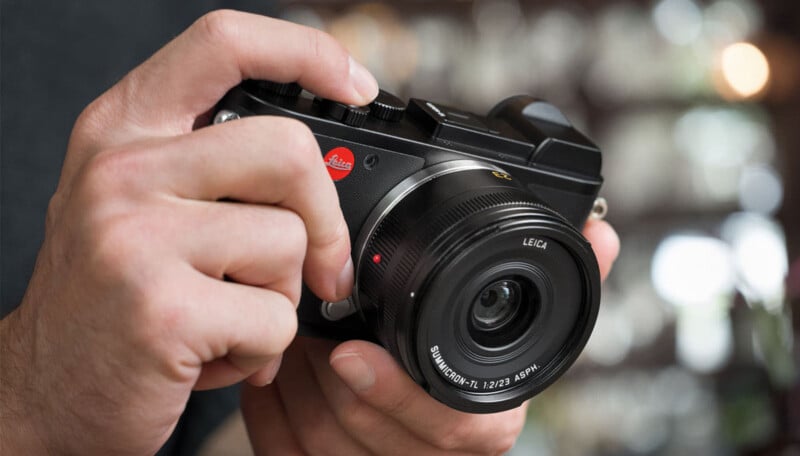 2017's Leica CL camera in a photographer's hands. 
