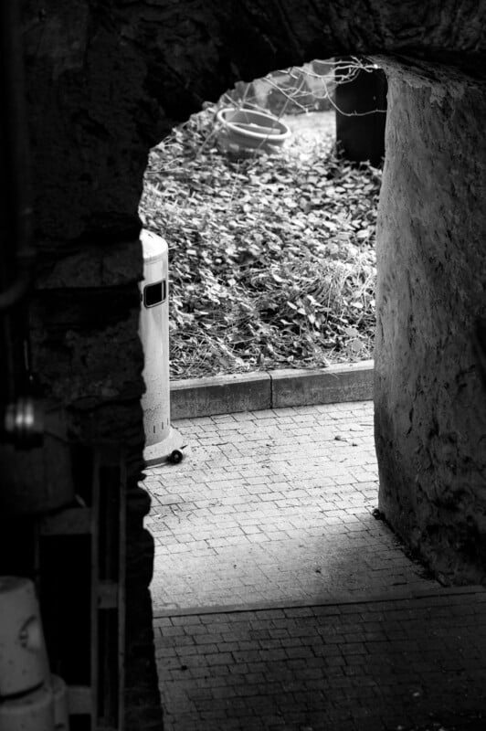 Leica SL3 black and white corridor