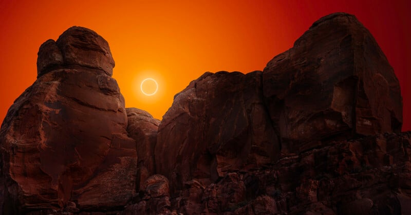 Gigapixel image of the annular solar eclipse