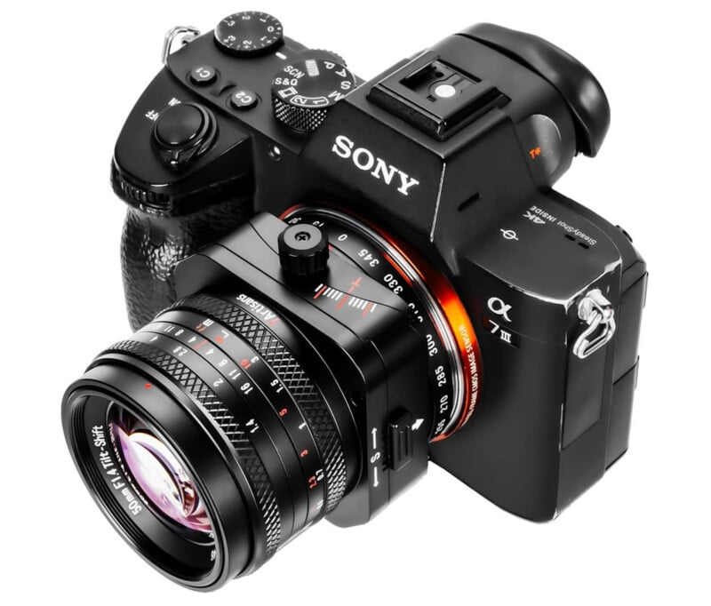 7Artisans 50mm f/1.4 Tilt lens for APS-C mirrorless cameras