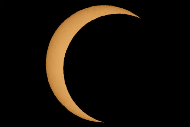 Pro photographer Keith Ladzinski offers tips for photographing the solar eclipse 