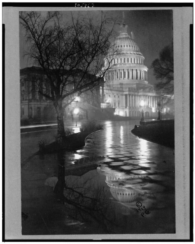 Rain hits the U.S. Capitol building in 1919