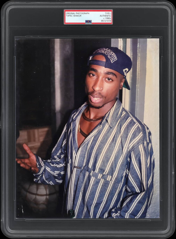 Photograph of late rapper Tupac Shakur.