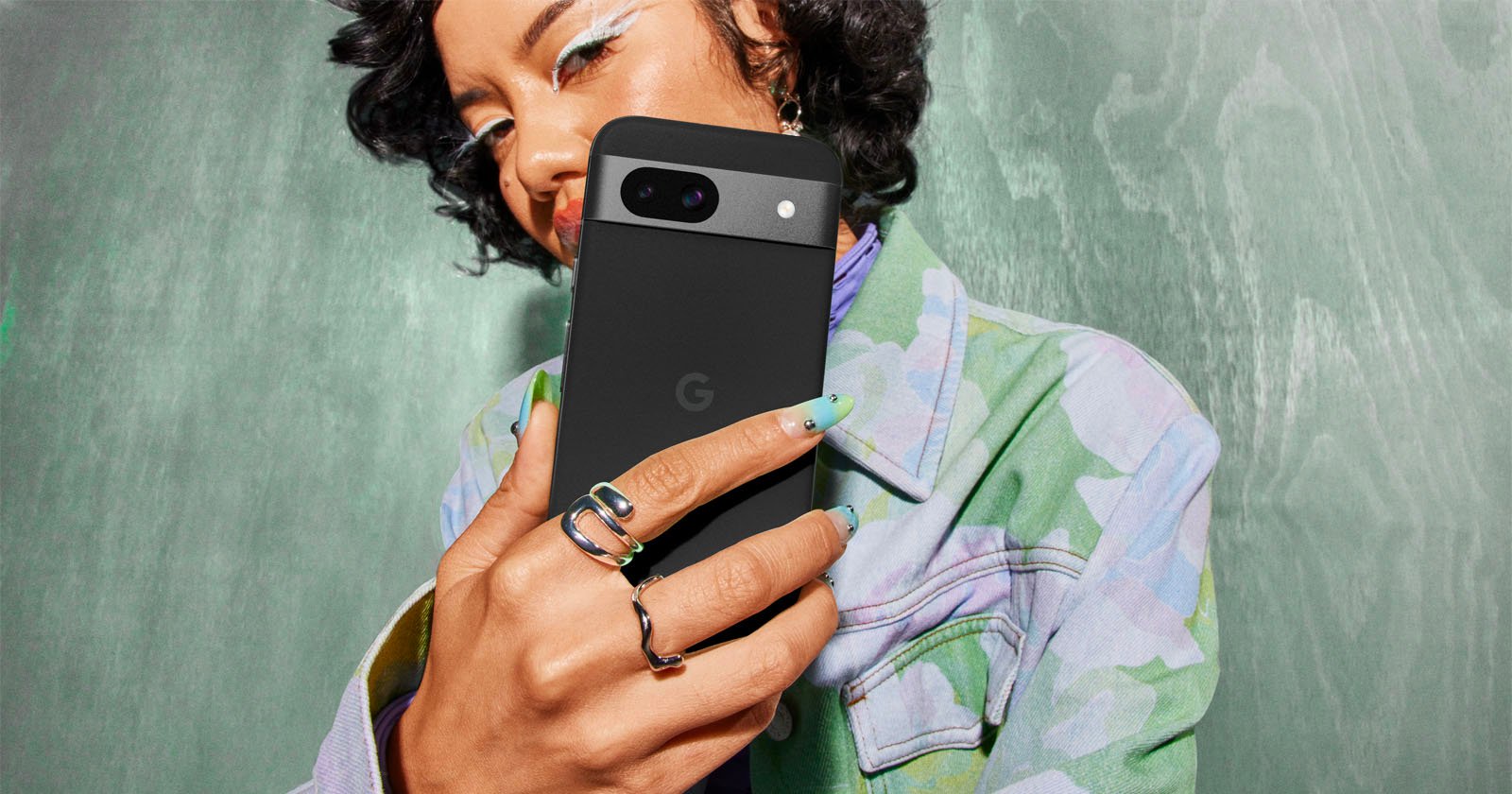 Google’s New Pixel 8a is a $499 Phone with Flagship-Level Promises