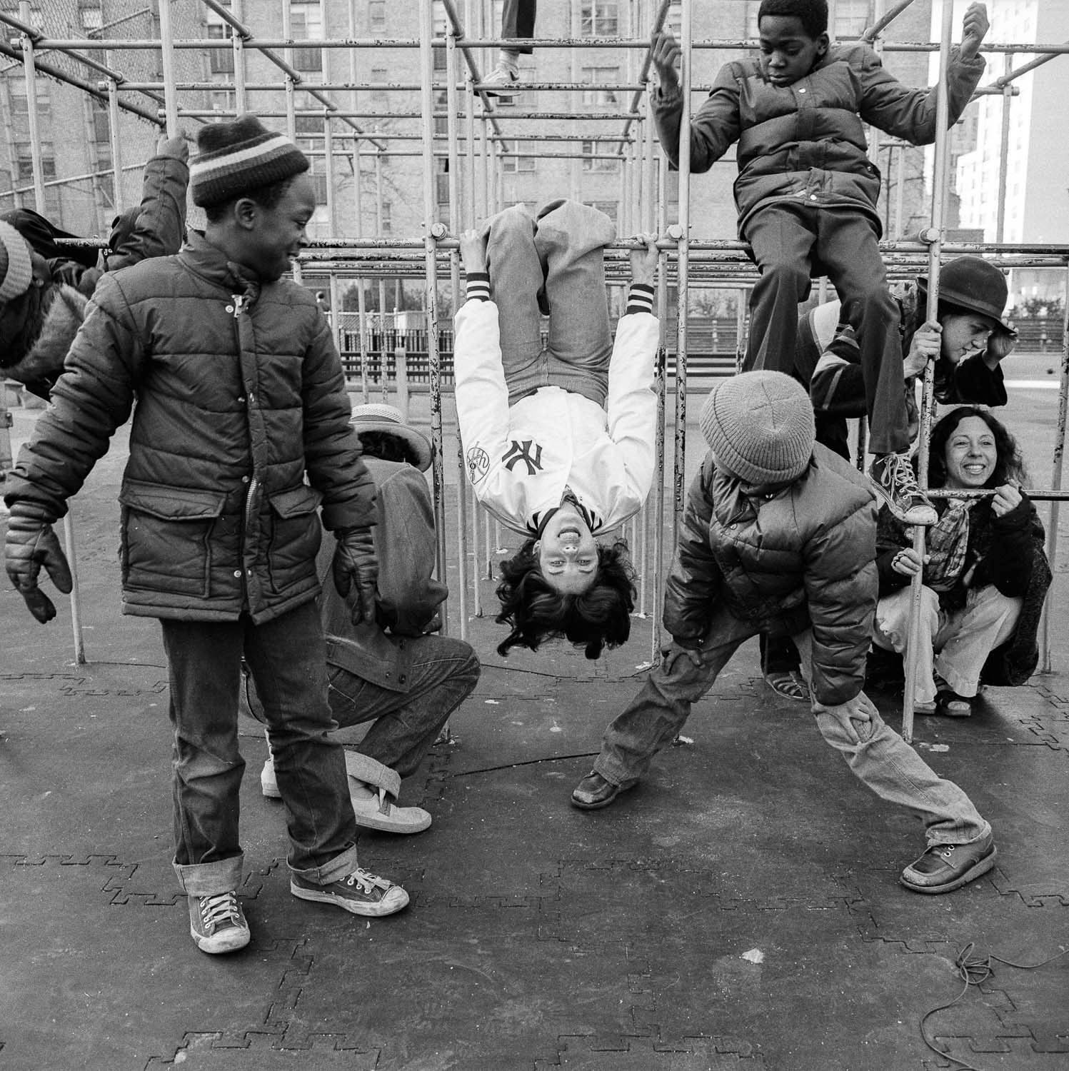 Playful Photos by Meryl Meisler Document America in the 1970s | PetaPixel