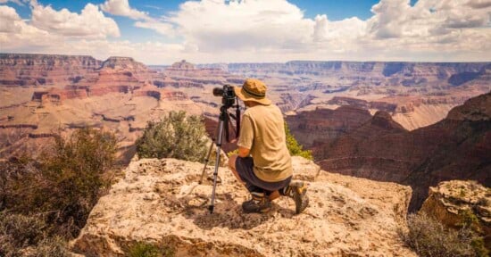 photographing-grand-canyon-national-park-dangerous-lethal-activity-selfie-death-photo-usa.jpg