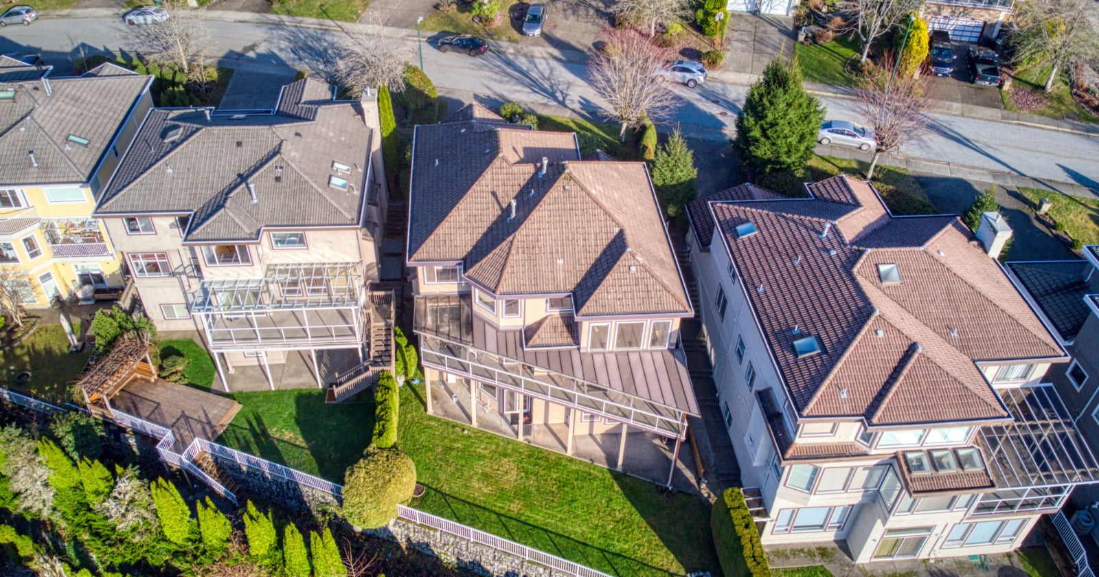 Real Estate Photographer Sues 'Zillow Gone Wild' For Using Property Pictures