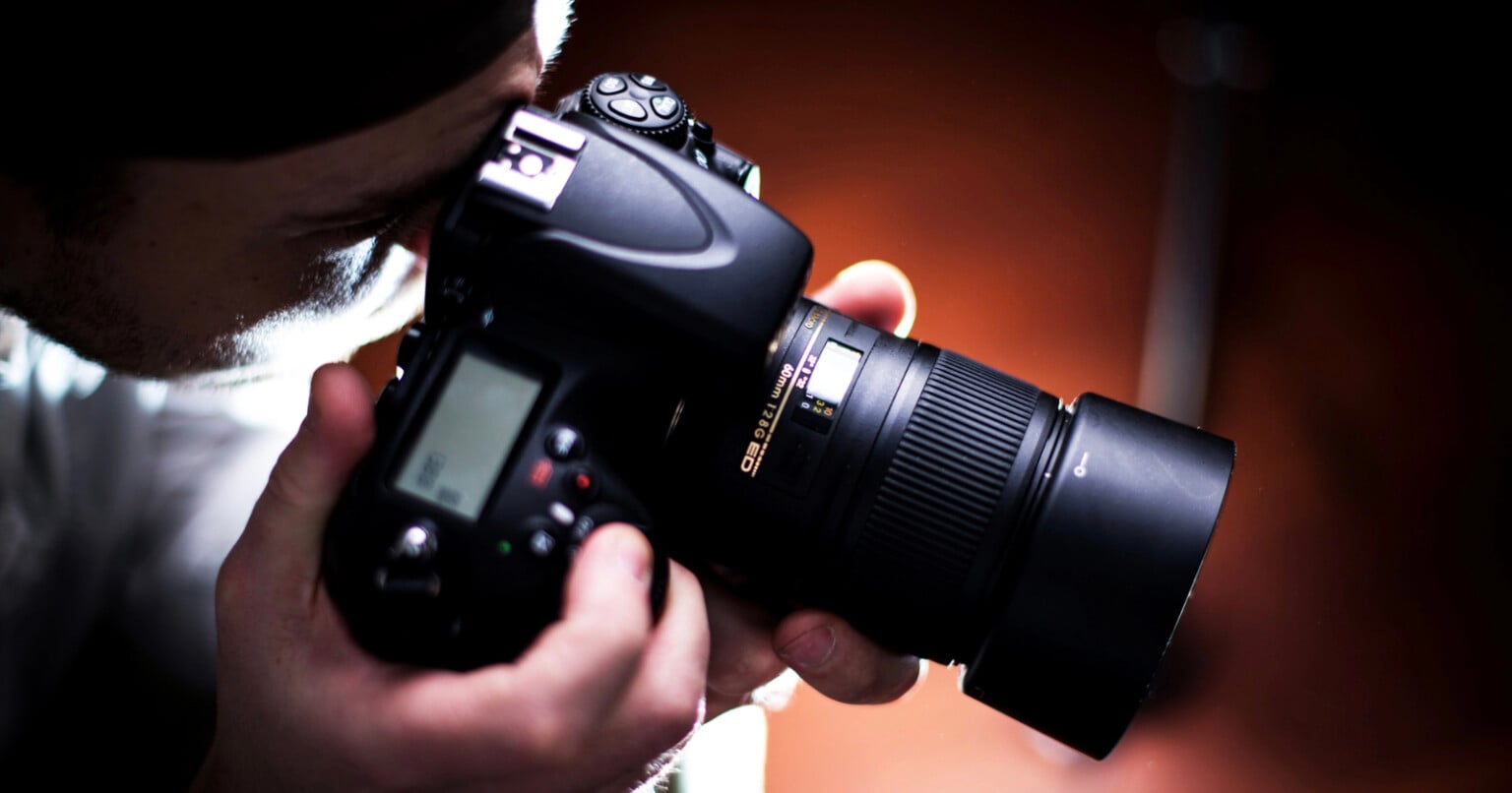Courtroom Photographer Has Camera Confiscated During Murder Trial ...