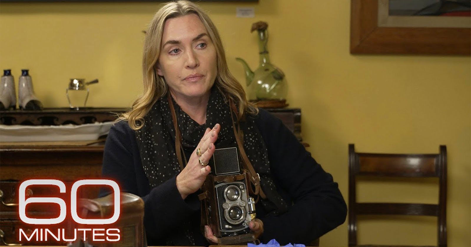 Watch Kate Winslet Deftly Operate a Rolleiflex Camera