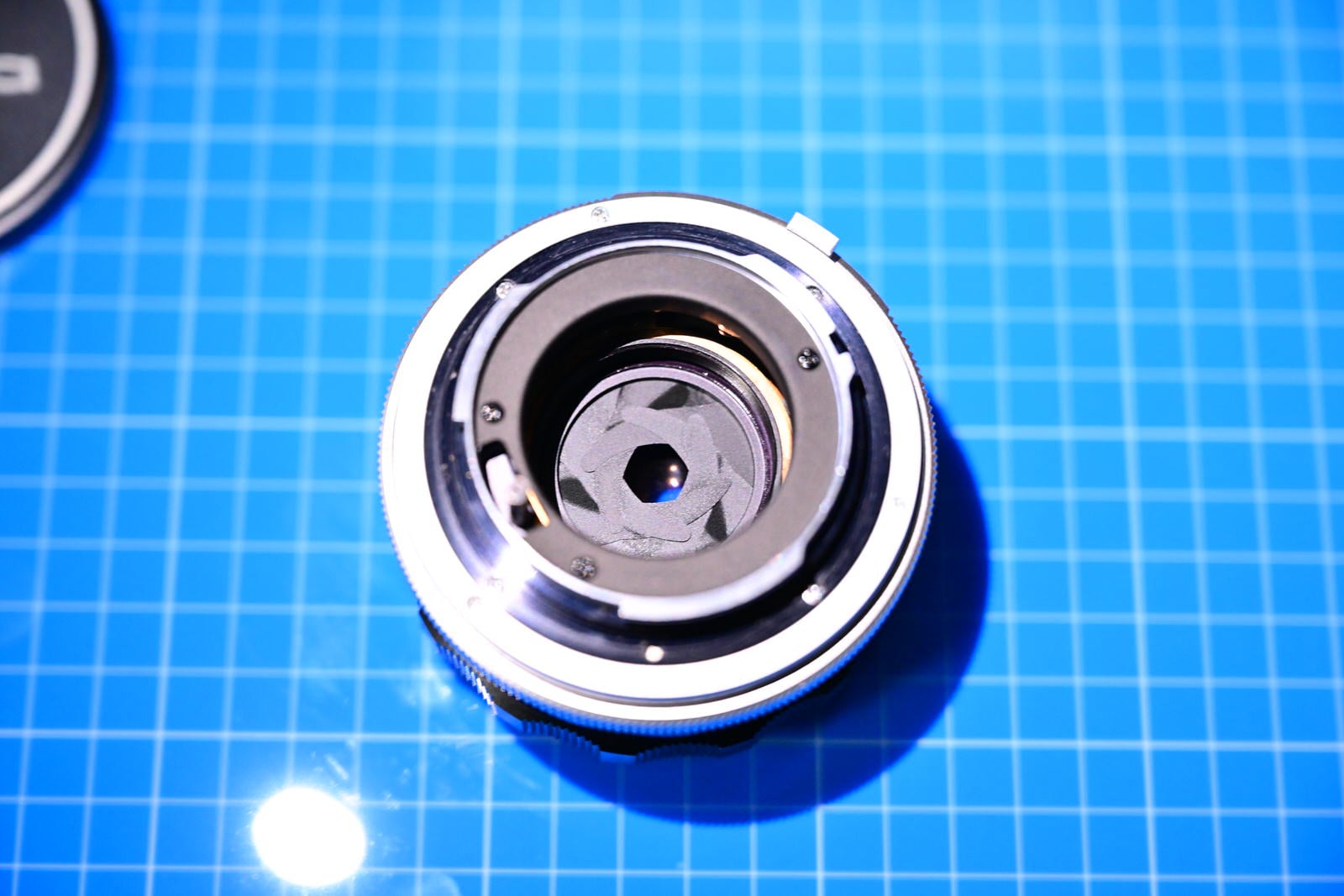 The (Lens) Doctor is In: Servicing Your Own Glass | PetaPixel