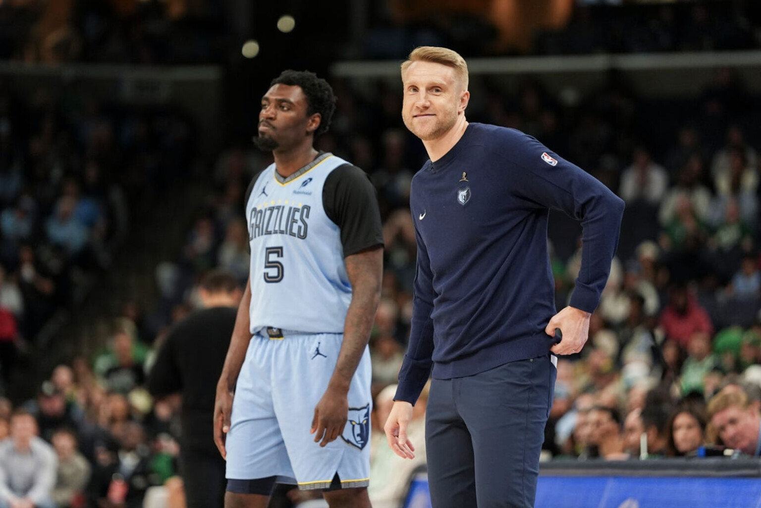 Ref Butts and Slam Dunks: What It's Like Photographing an NBA Game ...