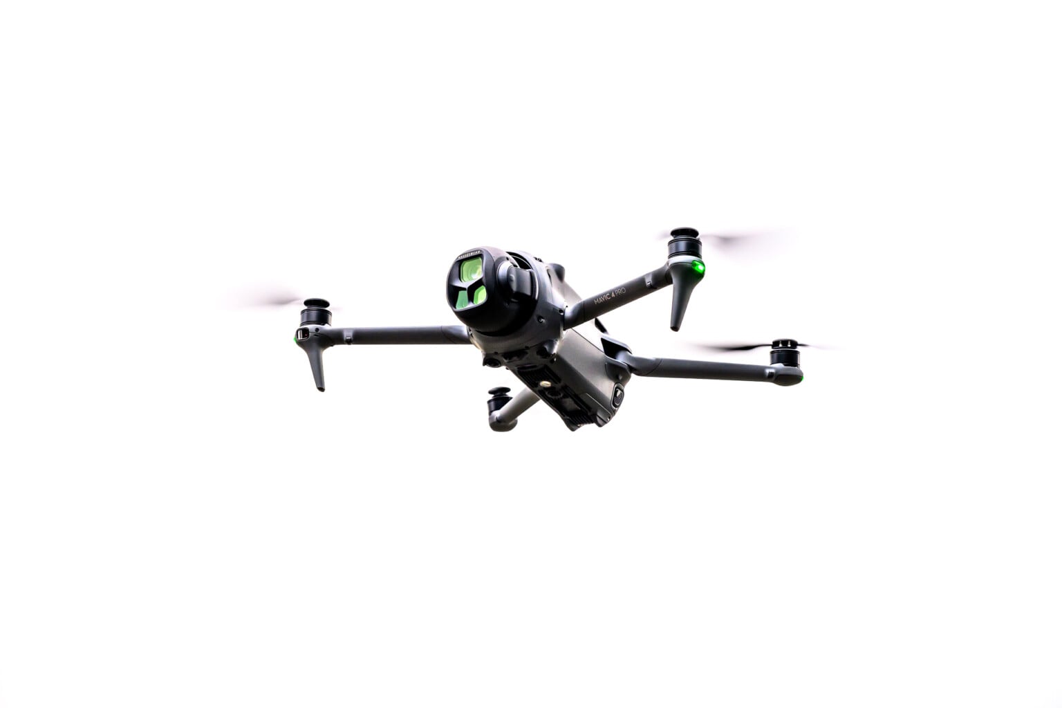 DJI Mavic 4 Pro Review: The Best Drone for Most Pros Stays on Top ...