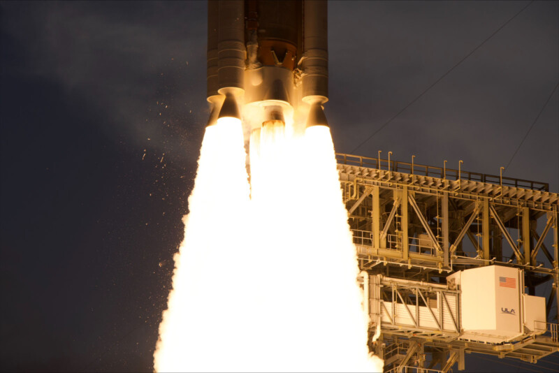 Photographer's Lens Destroyed Capturing Amazing Close-Up Rocket Launch ...