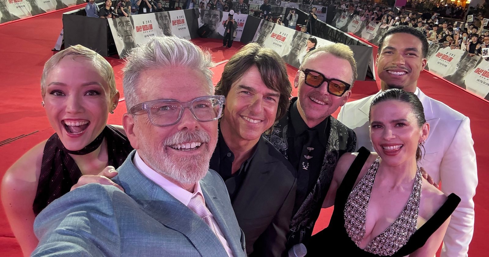 Tom Cruise and ‘Mission: Impossible’ Cast Break No Selfie Rule on Red Carpet at Cannes Film Festival