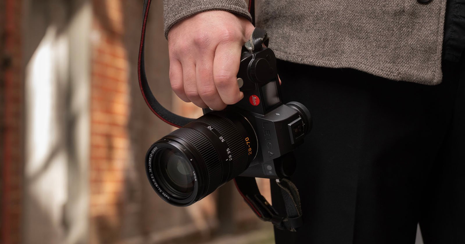 Leica’s Vario-Elmarit-SL 28–70mm f/2.8 is the SL System’s Lightest Zoom