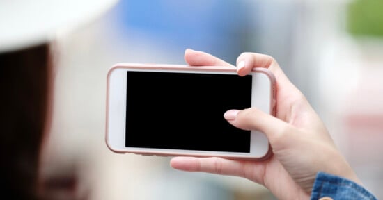 Wife Tried to Lure Husband to His Death with Selfie on a Bridge