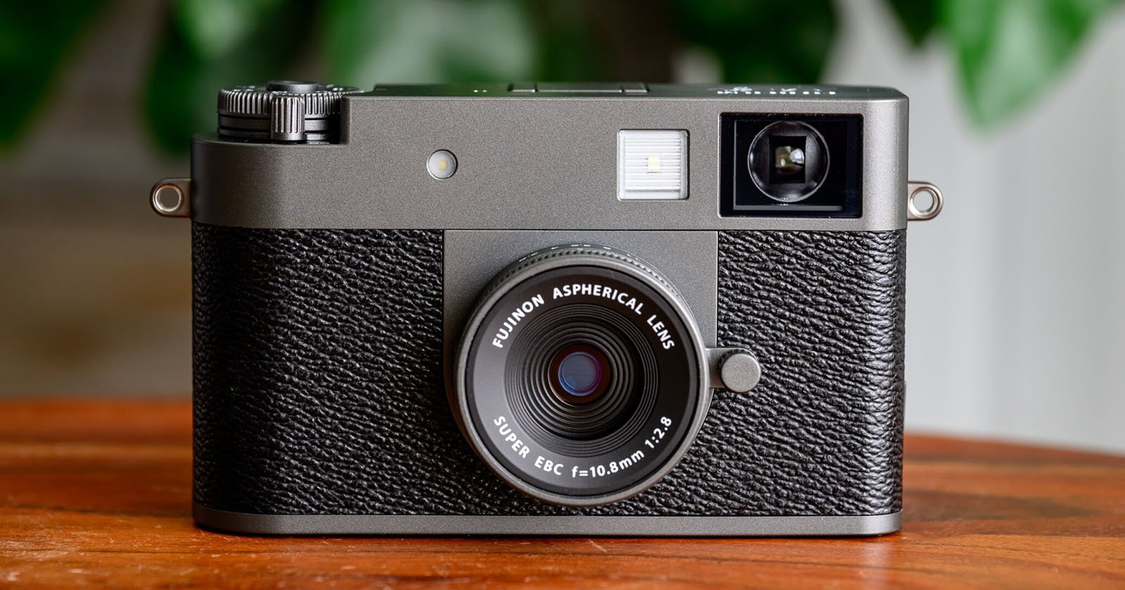 The Heavily-Criticized Fujifilm X half Is a Smashing Success