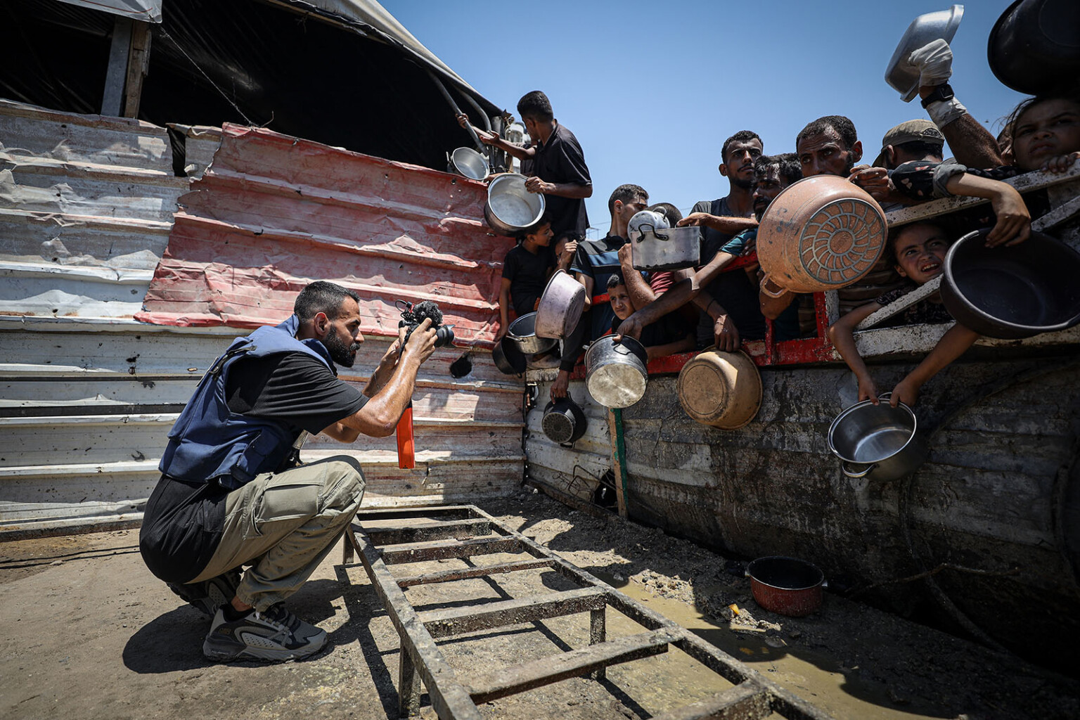 Controversy and Confusion Swirl Over 'Staged' Photos of Starvation in ...