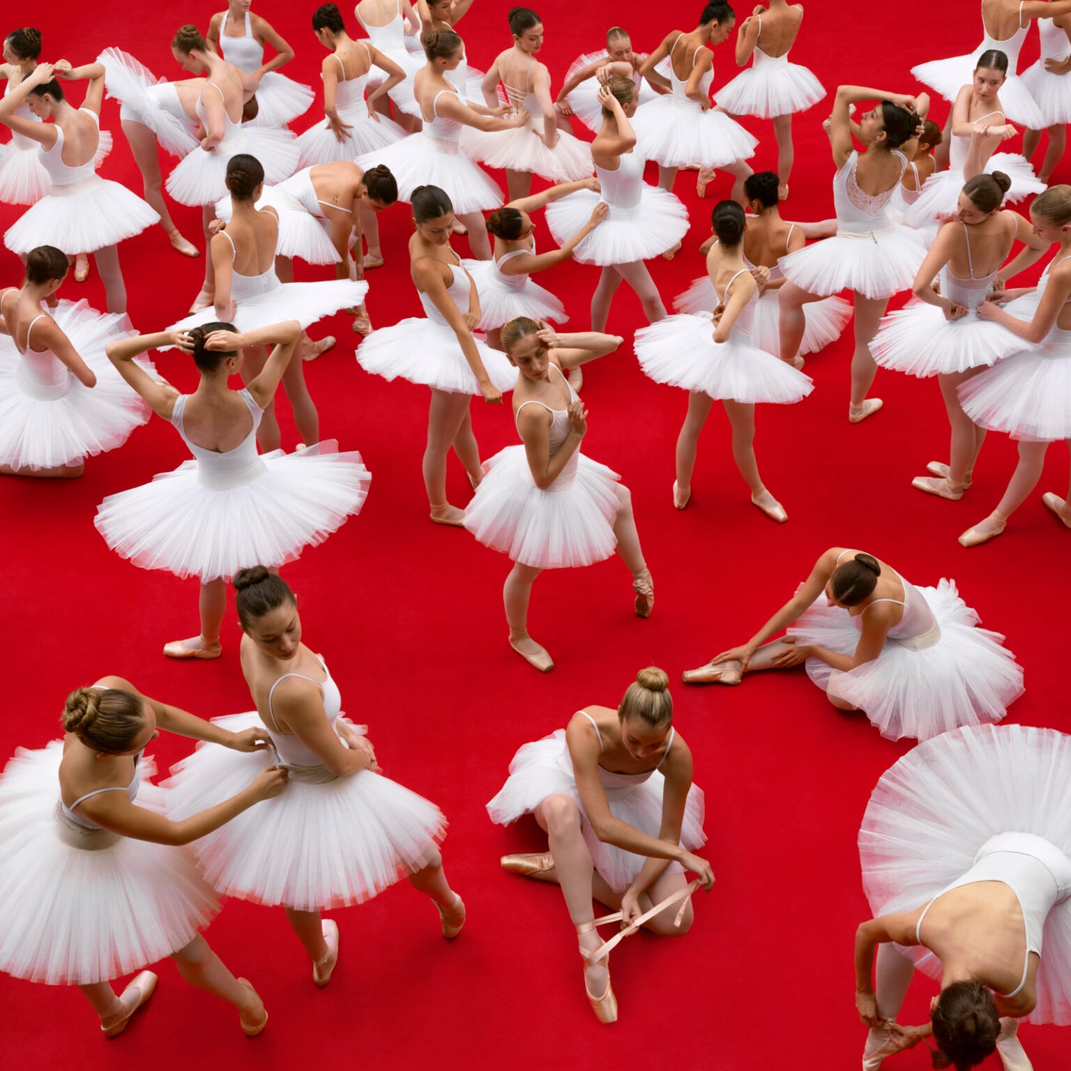 Photographer's Aerial Reimagining of Ballet Defies Expectations | PetaPixel
