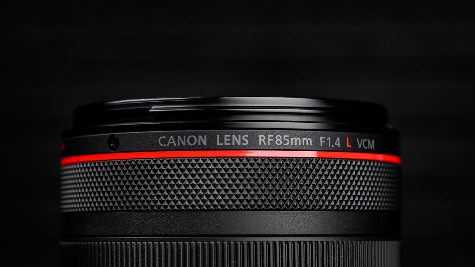 Canon RF 85mm f/1.4L VCM Review: Truly a Hybrid Lens | PetaPixel