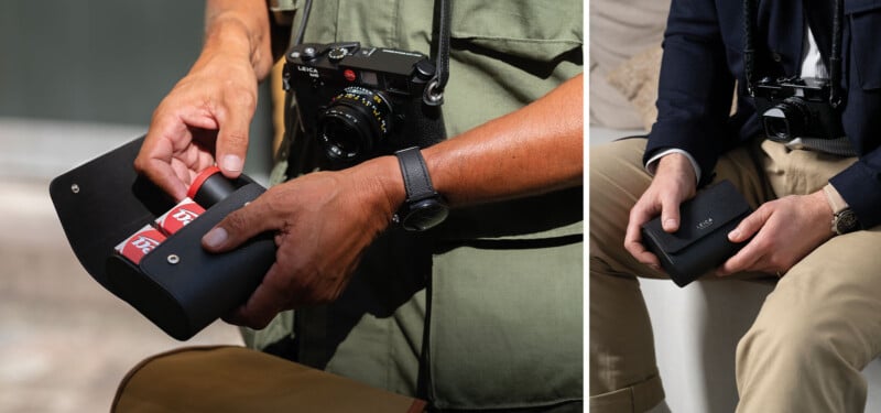 Los dos hombres llevaban cámaras colgadas del cuello y maletas de cuero negro en las manos. La persona de la izquierda muestra la película dentro de la caja, mientras que la persona de la derecha sostiene una caja cerrada en su regazo.