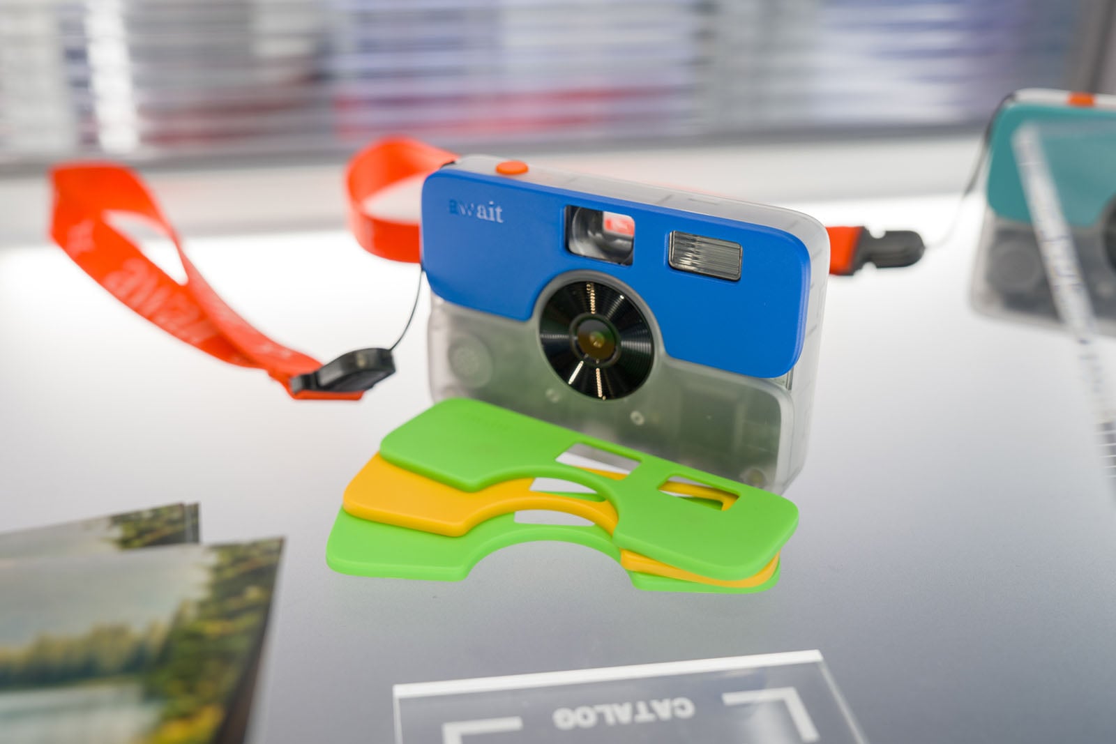 Await Digital Camera Uses 'Film Rolls' and Delivers 4 x 6 Prints ...