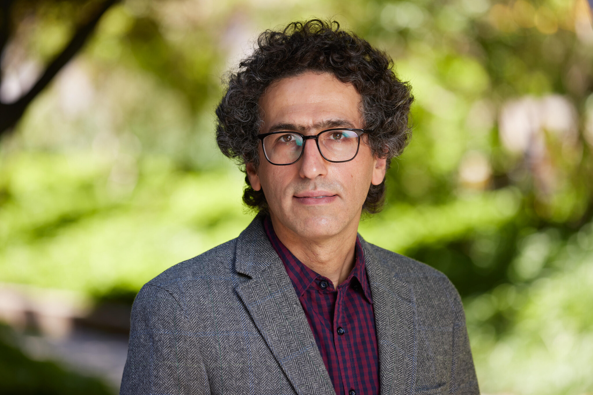 National Geographic Names Acclaimed Photographers Babak Tafreshi and ...
