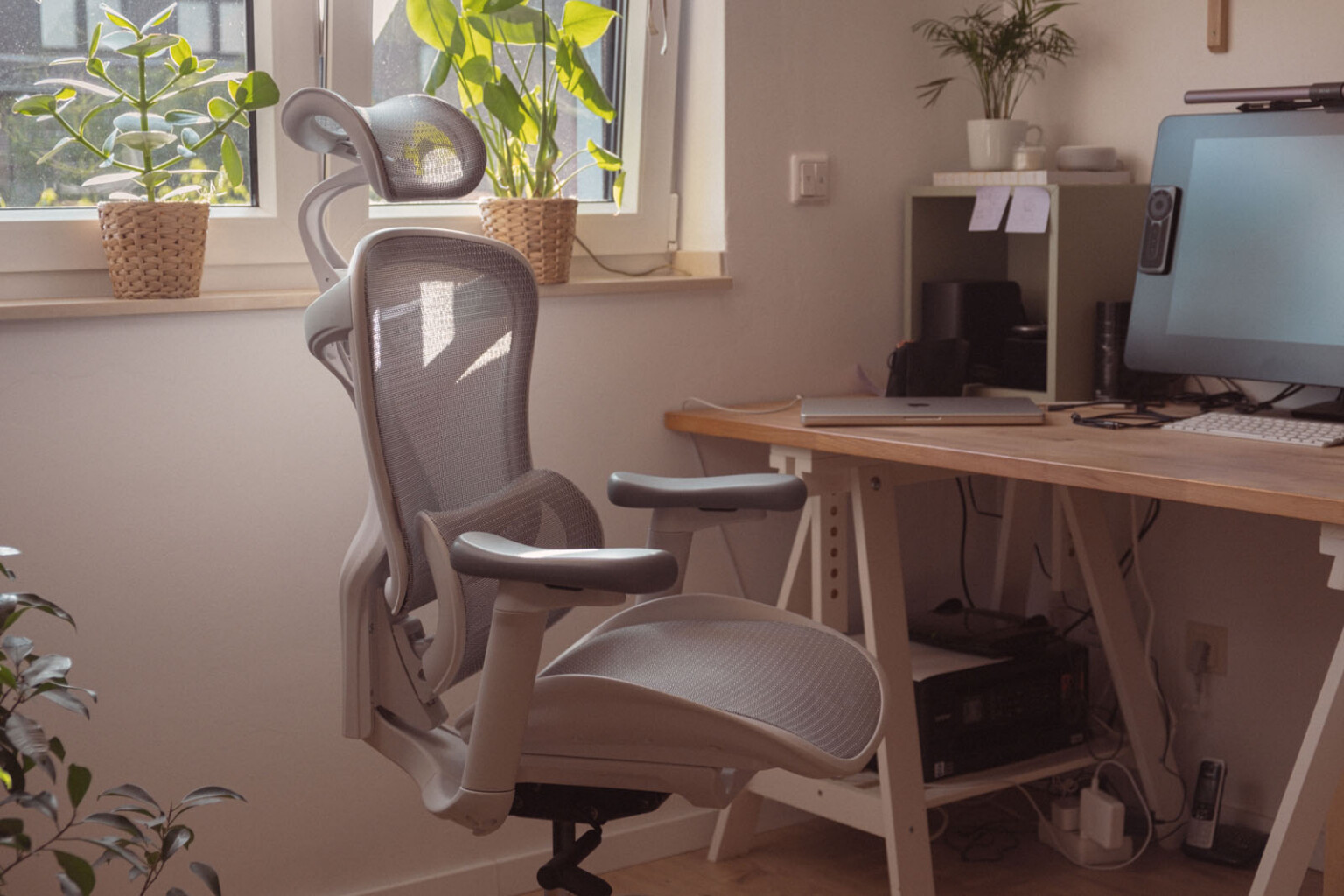 Sihoo's Ergonomic Office Chair Keeps You Comfortable During Long ...
