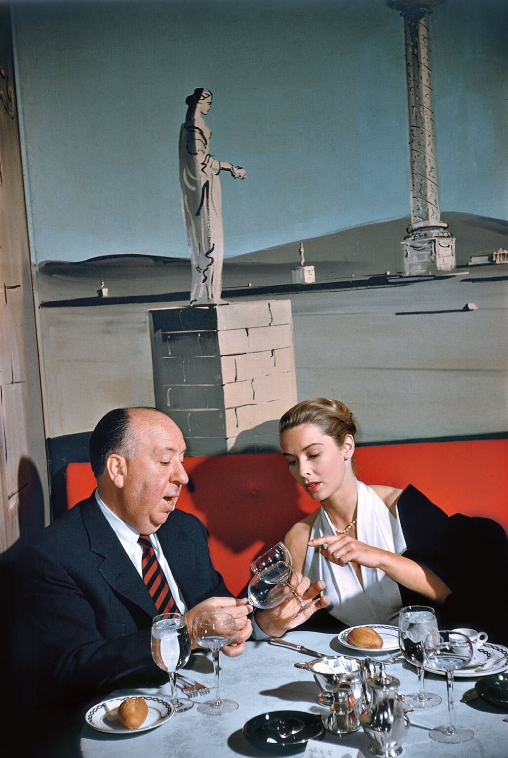 Rare Collection of Elliott Erwitt Color Photos Show He Didn't Just Use ...