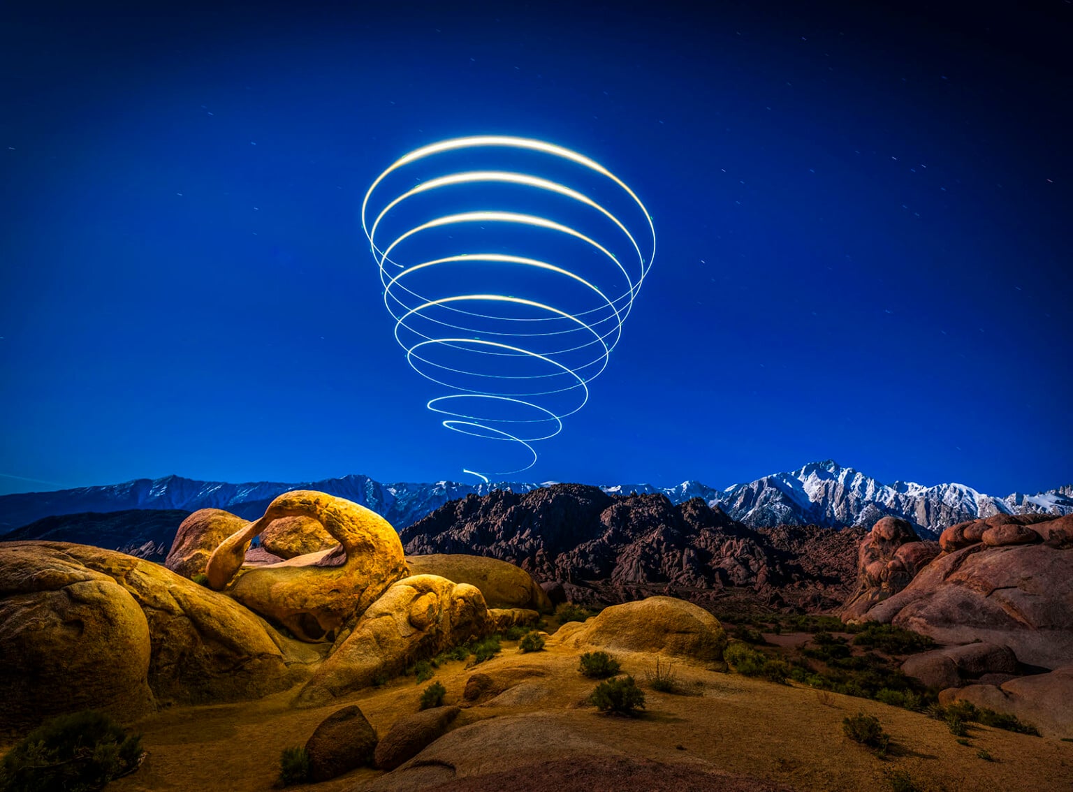 These Pretty Light Cones Actually Represent Einstein's Theory of ...