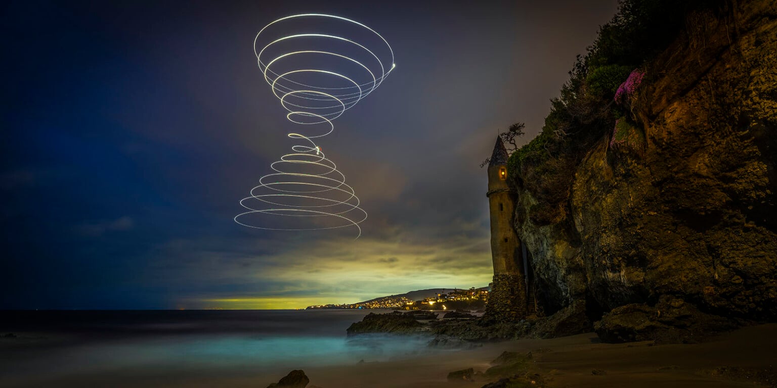 These Pretty Light Cones Actually Represent Einstein's Theory of ...