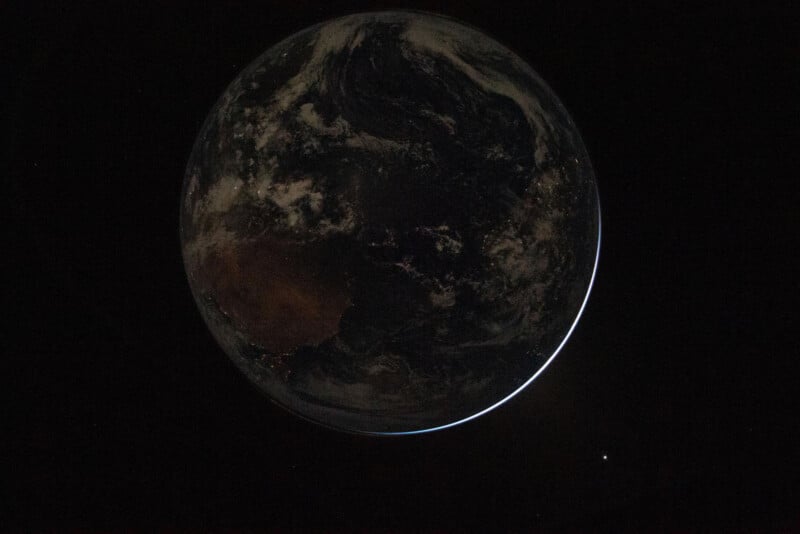 Artemis II Commander Captures More Exceptional Earth Photos en Route to the Moon